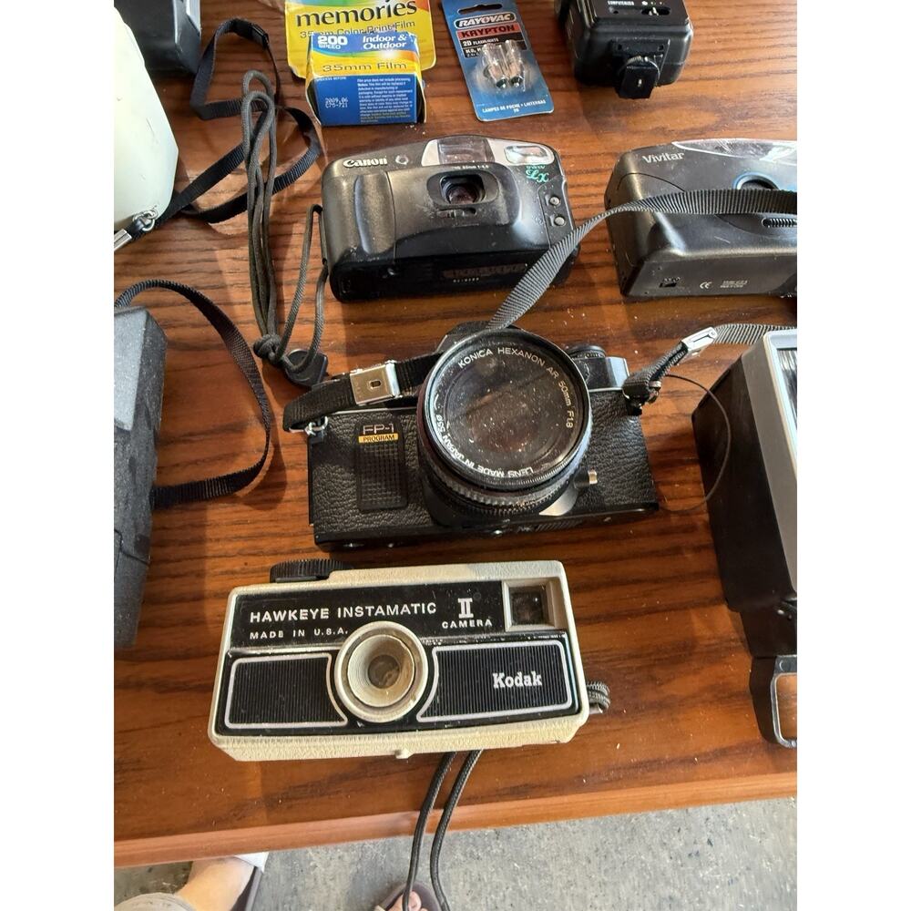 vintage Camera And Flash Lot Kodak Polaroid Canon Untested - Picture 5 of 14
